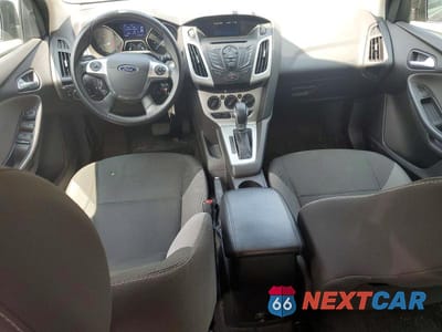 Zdjęcie 8 z 12 samochodu: 2014 FORD FOCUS SE VIN:1FADP3F27EL234719 - miniatura