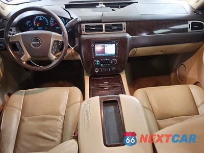 Zdjęcie 8 z 13 samochodu: 2013 GMC YUKON DENALI VIN:1GKS2EEFXDR300955 - miniatura