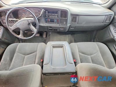 Zdjęcie 8 z 13 samochodu: 2004 CHEVROLET SILVERADO K2500 HEAVY DUTY VIN:1GCHK29284E394305 - miniatura
