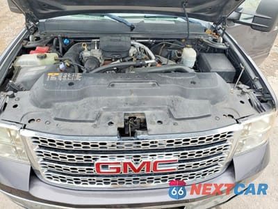 Zdjęcie 11 z 12 samochodu: 2011 GMC SIERRA K2500 SLE VIN:1GT120C89BF118287 - miniatura