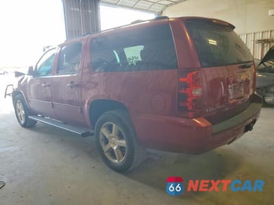 Drugie zdjęcie samochodu z przodu: 2014 CHEVROLET SUBURBAN C1500 LT VIN:1GNSCJE09ER166753 - miniatura