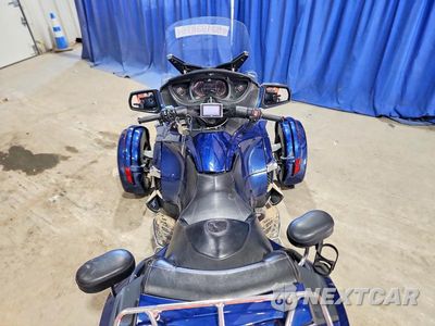 Zdjęcie 6 z 9 samochodu: 2016 CAN-AM SPYDER ROADSTER RT VIN:2BXNBDD25GV003356 - miniatura