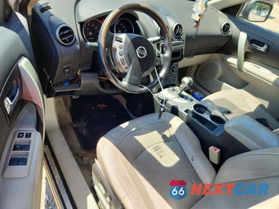 Zdjęcie 8 z 13 samochodu: 2010 NISSAN ROGUE S VIN:JN8AS5MV2AW128440 - miniatura
