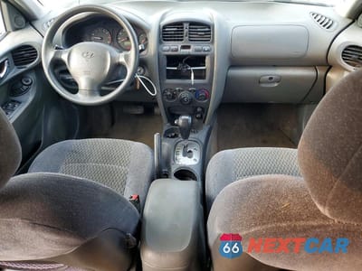 Zdjęcie 8 z 13 samochodu: 2004 HYUNDAI SANTA FE BASE VIN:KM8SB12B74U819136 - miniatura