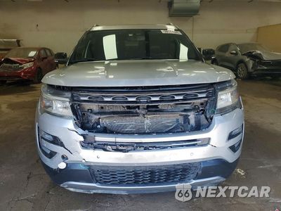 Piąte zdjęcie samochodu w środku: 2017 FORD EXPLORER XLT VIN:1FM5K8D86HGD83813 - miniatura