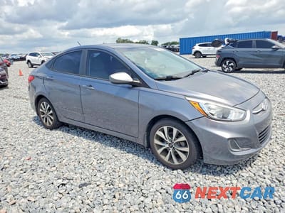 Czwarte zdjęcie samochodu z boku: 2017 HYUNDAI ACCENT VALUE EDITION VIN:KMHCT4AE4HU331380 - miniatura