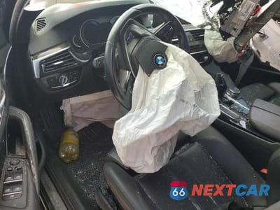 Zdjęcie 8 z 12 samochodu: 2018 BMW 530 I VIN:WBAJA5C59JWA36337 - miniatura