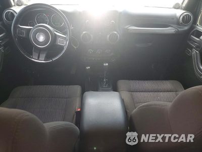 Zdjęcie 8 z 13 samochodu: 2012 JEEP WRANGLER UNLIMITED SPORT VIN:1C4BJWDG6CL222643 - miniatura