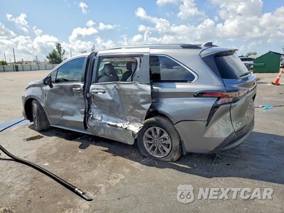 Drugie zdjęcie samochodu z przodu: 2026 TOYOTA SIENNA XLE 8-PASSENGER VIN:5TDYRKEC4TS307907 - miniatura