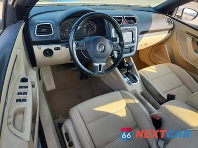 Zdjęcie 8 z 12 samochodu: 2011 VOLKSWAGEN EOS KOMFORT VIN:WVWBW7AHXBV005183 - miniatura