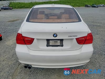 Zdjęcie 6 z 12 samochodu: 2010 BMW 328 I VIN:WBAPH7G53ANM48817 - miniatura