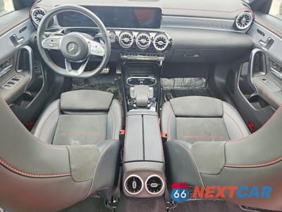Zdjęcie 8 z 12 samochodu: 2021 MERCEDES-BENZ CLA 250 VIN:W1K5J4GB4MN153805 - miniatura