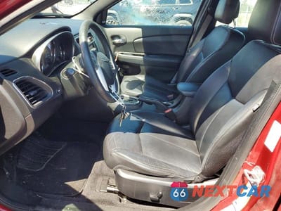 Zdjęcie 7 z 12 samochodu: 2013 CHRYSLER 200 LIMITED VIN:1C3CCBCG0DN715950 - miniatura