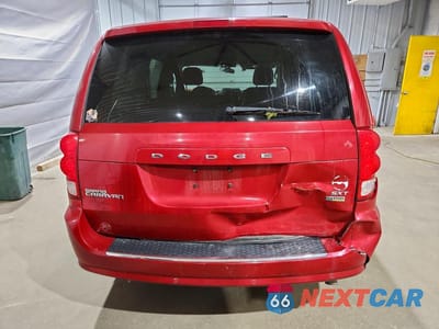 Zdjęcie 6 z 13 samochodu: 2015 DODGE GRAND CARAVAN SXT VIN:2C4RDGCGXFR732650 - miniatura