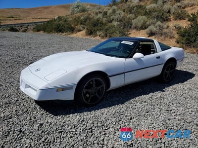 1990 CHEVROLET CORVETTE 1G1YY2382L5106295 - główne zdjęcie licytacji z USA - miniatura