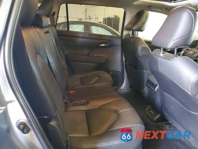 Zdjęcie 10 z 12 samochodu: 2023 TOYOTA HIGHLANDER XLE VIN:5TDKDRBH8PS013073 - miniatura