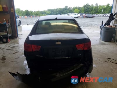 Zdjęcie 6 z 12 samochodu: 2012 KIA FORTE EX VIN:KNAFU4A22C5631066 - miniatura