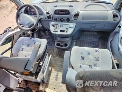 Zdjęcie 8 z 14 samochodu: 2006 DODGE SPRINTER 2500 DELIVERY VAN VIN:WD8PD144765954556 - miniatura