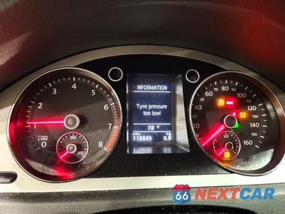 Zdjęcie 9 z 13 samochodu: 2010 VOLKSWAGEN PASSAT KOMFORT VIN:WVWJK7AN8AE097468 - miniatura