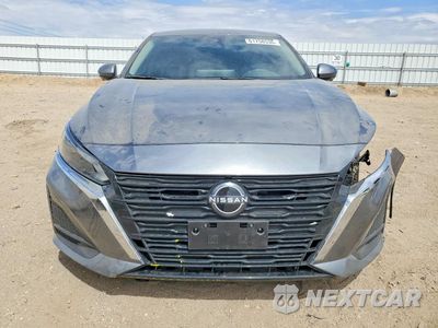Piąte zdjęcie samochodu w środku: 2023 NISSAN ALTIMA SL VIN:1N4BL4EV1PN302105 - miniatura