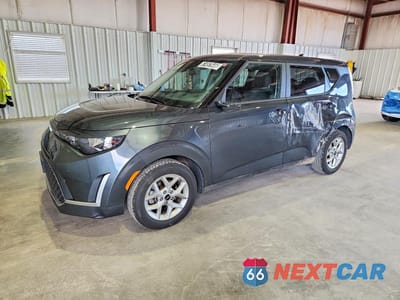 2025 KIA SOUL LX KNDJ23AU3S7263871 - główne zdjęcie licytacji z USA - miniatura