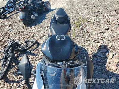 Piąte zdjęcie samochodu w środku: 2026 KAWASAKI ZX636 K VIN:JKBZXJK10TA014662 - miniatura