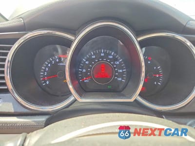 Zdjęcie 9 z 12 samochodu: 2011 KIA OPTIMA EX VIN:KNAGN4A74B5078660 - miniatura