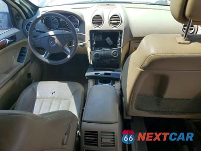 Zdjęcie 8 z 13 samochodu: 2007 MERCEDES-BENZ ML 500 VIN:4JGBB75E07A207844 - miniatura