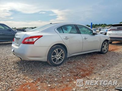 Trzecie zdjęcie samochodu z tyłu: 2010 NISSAN MAXIMA 3.5 S VIN:1N4AA5AP9AC828726 - miniatura