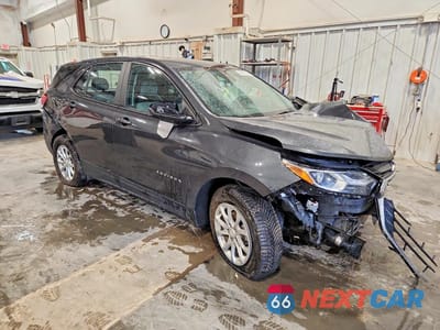Czwarte zdjęcie samochodu z boku: 2021 CHEVROLET EQUINOX VIN:2GNAX5EV1M6150544 - miniatura