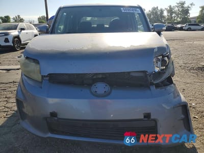 Piąte zdjęcie samochodu w środku: 2011 TOYOTA SCION XB VIN:JTLZE4FE4B1131646 - miniatura