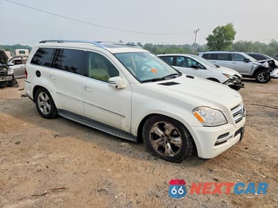 Czwarte zdjęcie samochodu z boku: 2012 MERCEDES-BENZ GL 450 4MATIC VIN:4JGBF7BE4CA775467 - miniatura