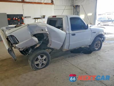 Trzecie zdjęcie samochodu z tyłu: 2000 FORD RANGER XLT VIN:1FTYR11V0YTA96649 - miniatura