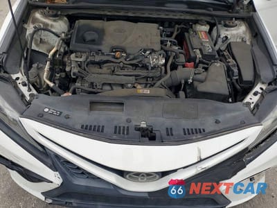 Zdjęcie 11 z 12 samochodu: 2021 TOYOTA CAMRY SE VIN:4T1G11AK1MU530859 - miniatura