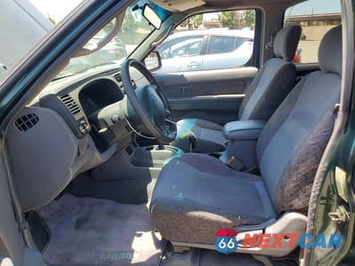 Zdjęcie 7 z 13 samochodu: 2000 NISSAN XTERRA XE/SE VIN:5N1ED28TXYC548355 - miniatura