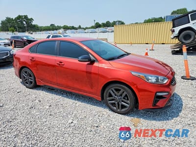 Czwarte zdjęcie samochodu z boku: 2020 KIA FORTE GT LINE VIN:3KPF34AD2LE187148 - miniatura