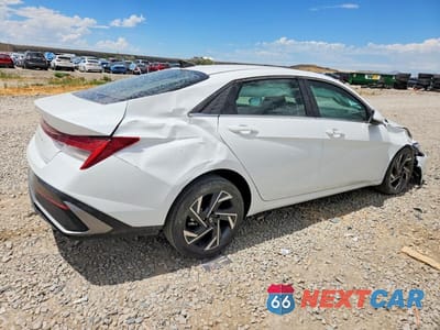 Trzecie zdjęcie samochodu z tyłu: 2025 HYUNDAI ELANTRA SEL VIN:KMHLS4DG9SU877356 - miniatura