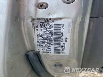 Zdjęcie 12 z 12 samochodu: 2001 TOYOTA CAMRY LE VIN:4T1BG22K41U021079 - miniatura