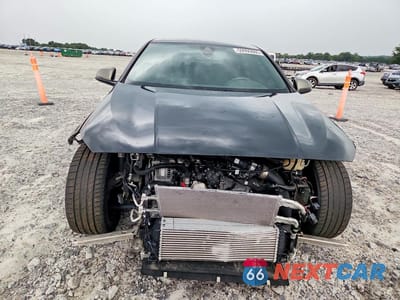 Piąte zdjęcie samochodu w środku: 2023 BMW M235XI VIN:WBA13AL08P7L82077 - miniatura