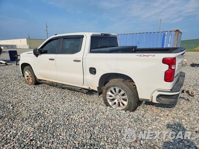 Drugie zdjęcie samochodu z przodu: 2020 CHEVROLET SILVERADO K1500 CUSTOM VIN:3GCUYBEF7LG356934 - miniatura