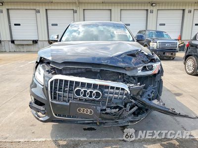 Piąte zdjęcie samochodu w środku: 2017 AUDI Q5 PREMIUM VIN:WA1C2AFPXHA071899 - miniatura