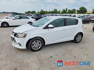 2019 CHEVROLET SONIC 1G1JG6SB9K4142918 - główne zdjęcie licytacji z USA - miniatura