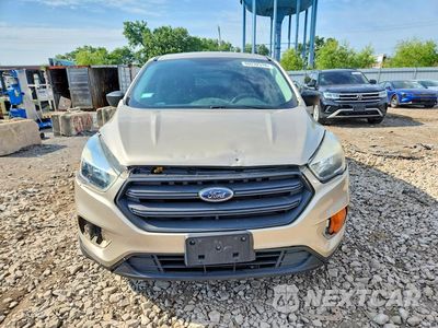 Piąte zdjęcie samochodu w środku: 2017 FORD ESCAPE S VIN:1FMCU0F7XHUB52731 - miniatura