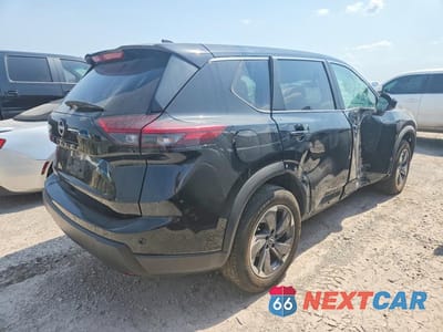 Trzecie zdjęcie samochodu z tyłu: 2025 NISSAN ROGUE SV VIN:5N1BT3BA1SC836050 - miniatura