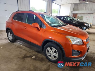 Czwarte zdjęcie samochodu z boku: 2015 CHEVROLET TRAX 1LT VIN:KL7CJLSB1FB241540 - miniatura