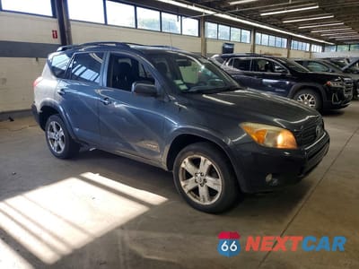 Czwarte zdjęcie samochodu z boku: 2006 TOYOTA RAV4 SPORT VIN:JTMBK32V665006197 - miniatura