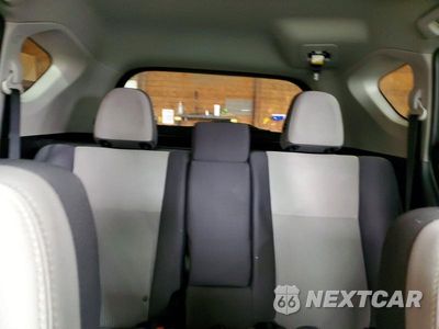 Zdjęcie 10 z 13 samochodu: 2014 TOYOTA RAV4 XLE VIN:2T3RFREV5EW206271 - miniatura