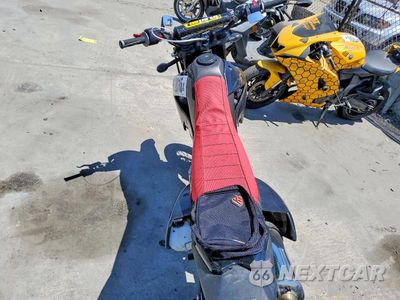 Zdjęcie 6 z 9 samochodu: 2022 KAWASAKI KLX300 E VIN:ML5LXBE17NDA11483 - miniatura