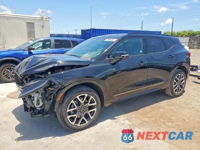 2025 CHEVROLET BLAZER RS 3GNKBERSXSS186900 - główne zdjęcie licytacji z USA - miniatura