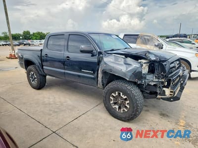 Czwarte zdjęcie samochodu z boku: 2010 TOYOTA TACOMA DOUBLE CAB PRERUNNER VIN:3TMJU4GN2AM103386 - miniatura